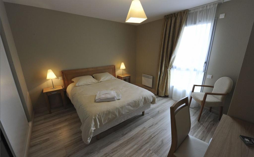 Domitys La Marquise Aparthotel Beaussais-Vitre  Room photo